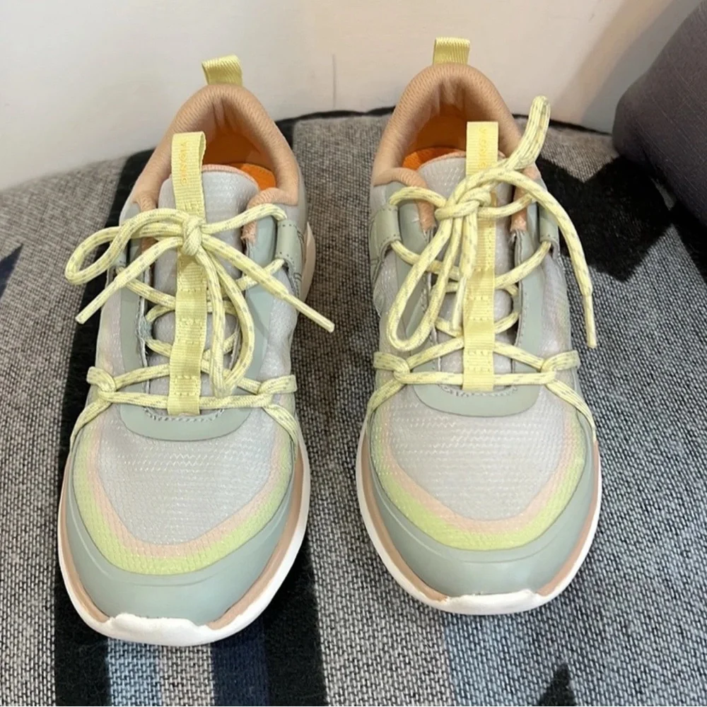 Vionic Austyn Women's Athletic Walking Comfort Sneaker Multicolored Size 6 - Picture 2 of 6